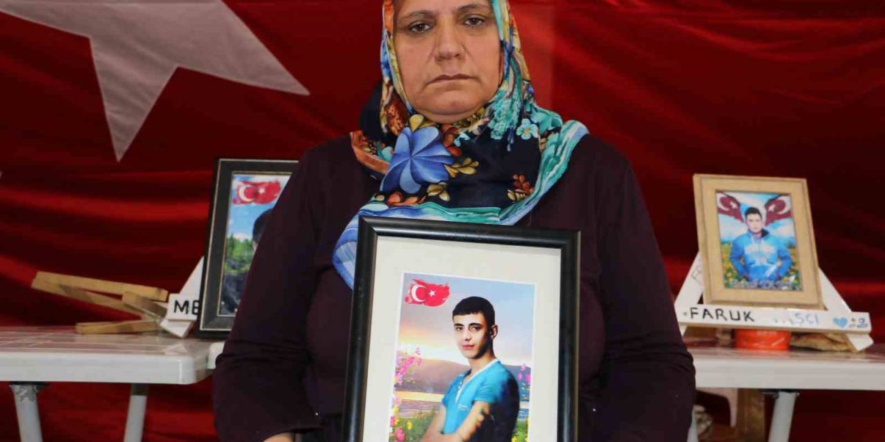 Evlat Nöbeti Bin 335’inci Gününde