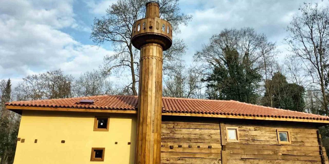 698 Yıllık Camii, Yeniden İbadete Açılmak İçin Gün Sayıyor