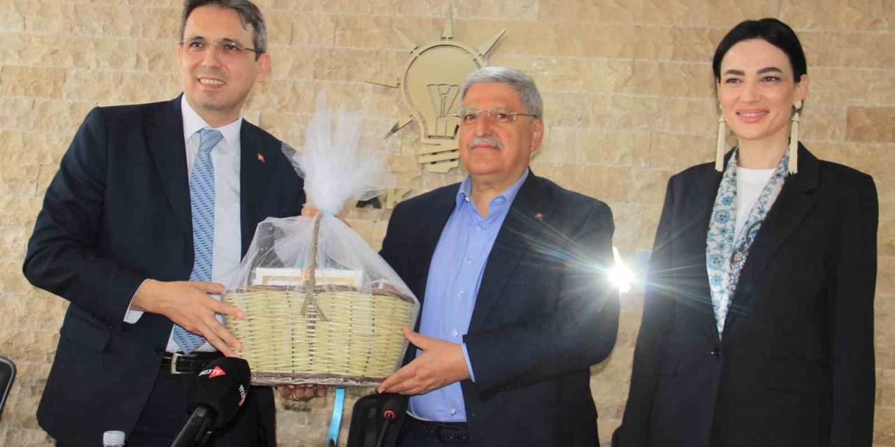 Ak Parti Genel Başkan Yardımcısı Demiröz: Türkiye’yi Tökezletmeye Çalışanlar Tarihten Beri Aynı Kişilerdir