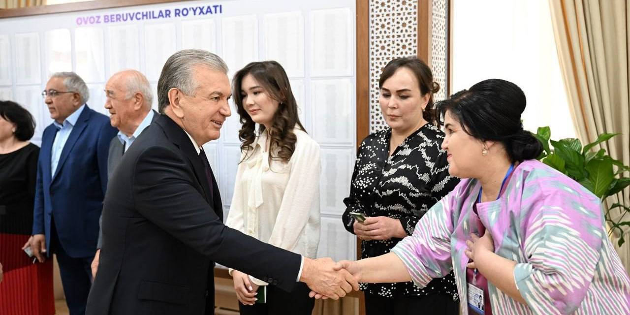 Özbekistan’da Halk, Anayasa Değişikliği İçin Sandık Başında