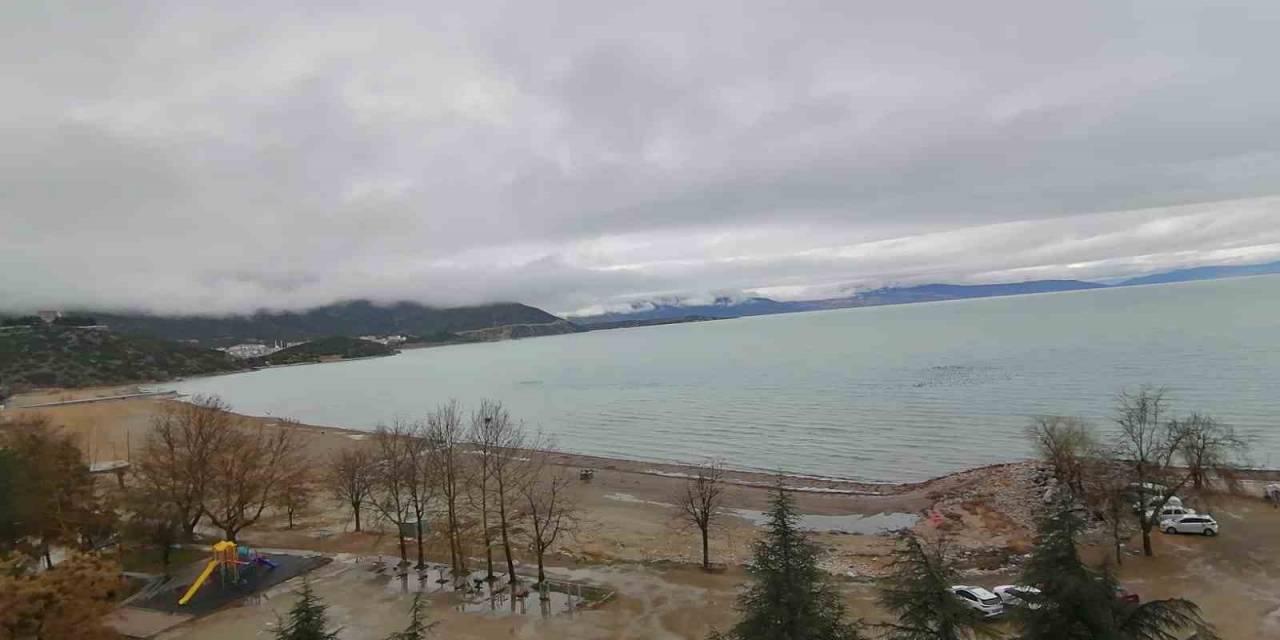 Eğirdir Gölü’nde Su Seviyesi Son 3 Yılda 1.36 Metre Azaldı