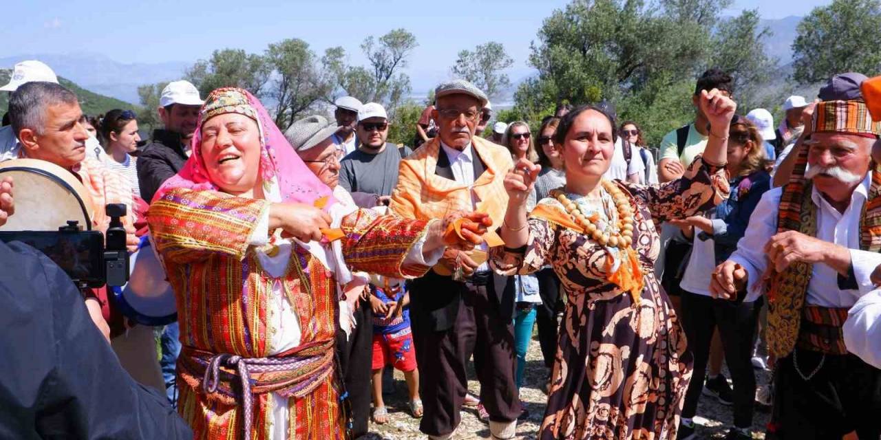 Kaş’ta Likya Su Yolu Yürüyüşü Ve Patara Yörük Göçü Düzenlendi