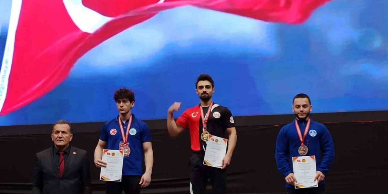 Ay’ın Bileği Bükülmüyor