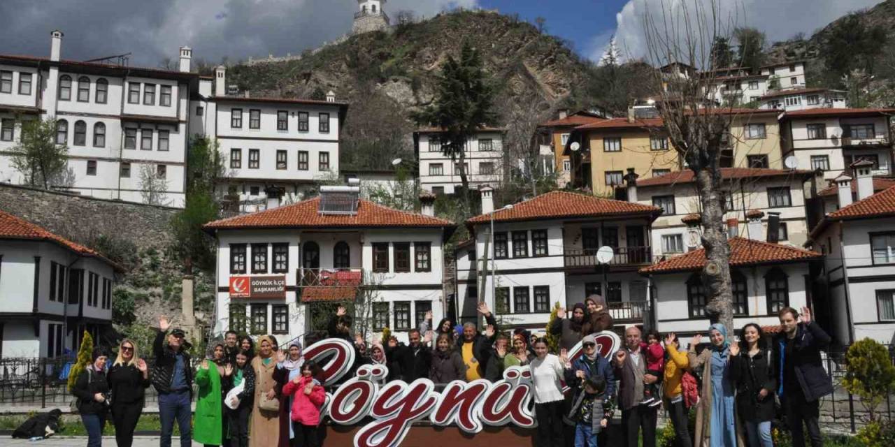 Depremzedeler Tarih Kokan Göynük’ü Gezdi