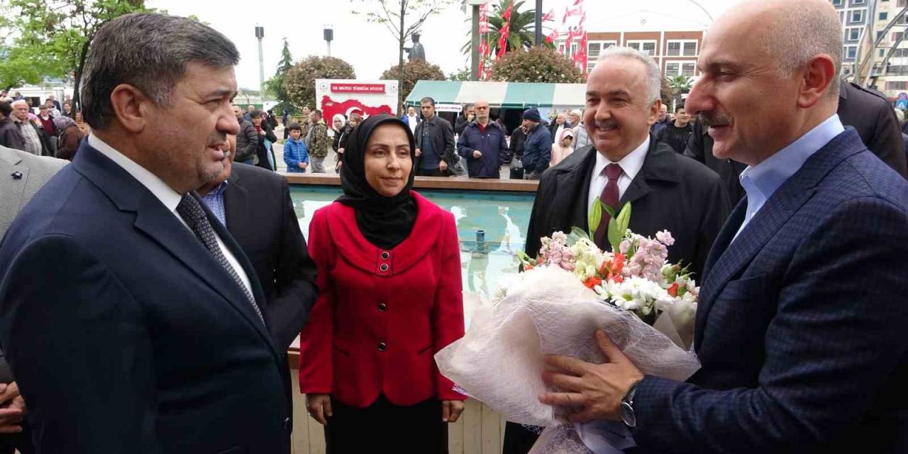 Bakan Karaismailoğlu: "bölünmüş Yolların Karşılığı Trafik Hareketliliği Artmasına Rağmen Trafik Kazalarında Yüzde 82 Azalma Oldu"