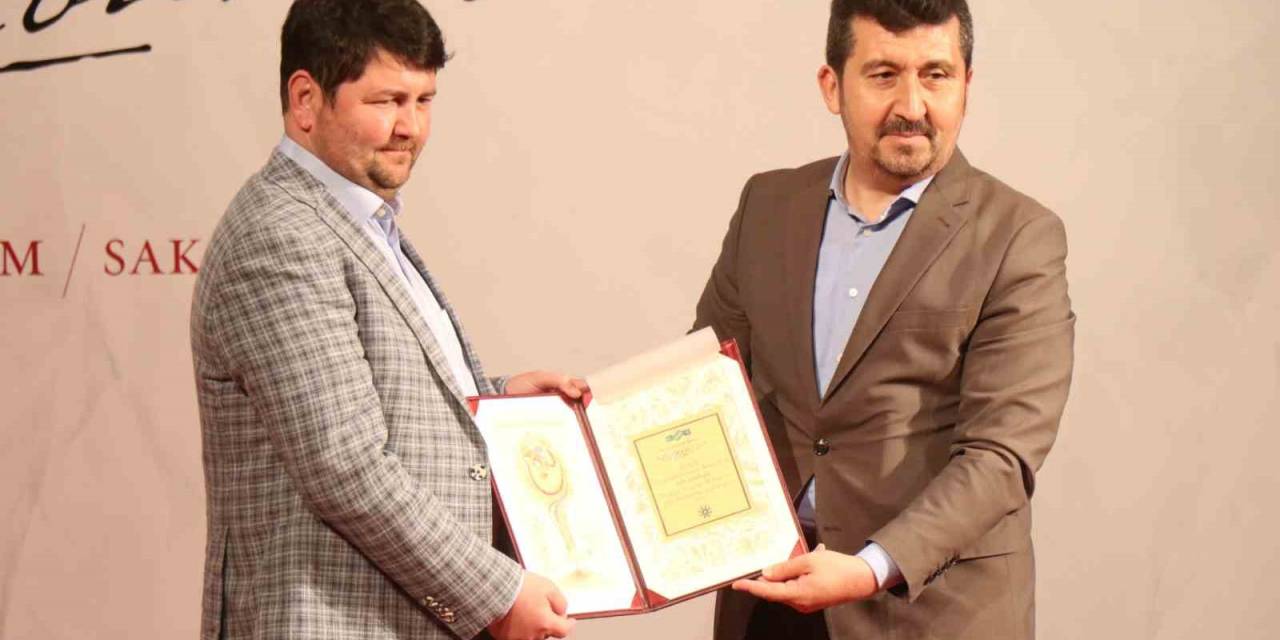 “yazar, Fikir Adamı Ve Sanatçıları" Ödülleri Sahiplerini Buldu