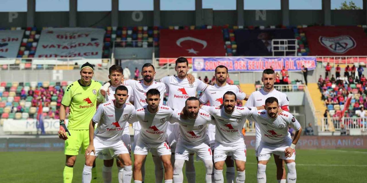 Spor Toto 1. Lig: Altınordu: 3 - Bandırmaspor: 3