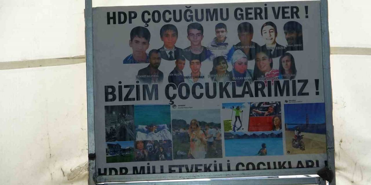 Diyarbakır’da Pkk Ve Hdp Mağduru Ailelerin Evlat Nöbeti Devam Ediyor