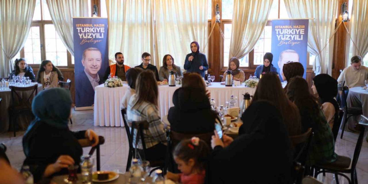 Ak Partili Milletvekili Adayları, 39 İlçede Genç Seçmenlerle Buluştu