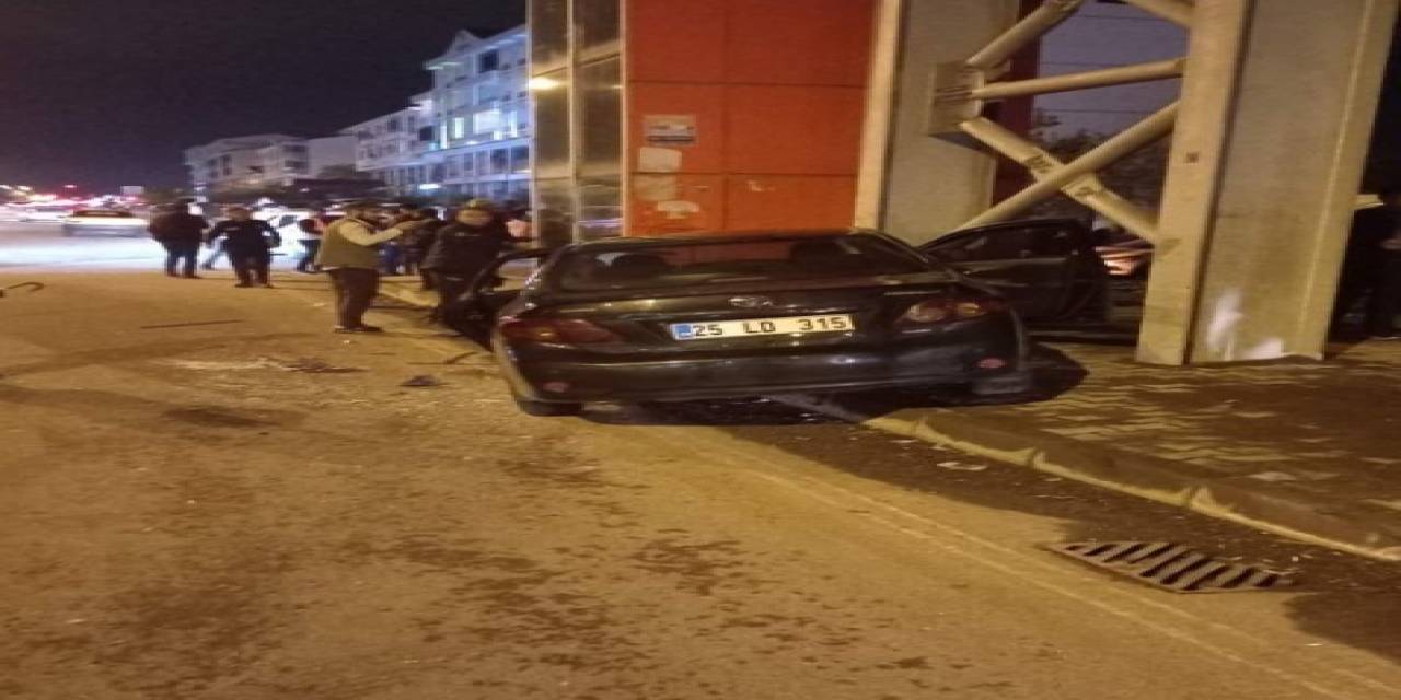 Bingöl’de İki Otomobil Çarpıştı: 7 Yaralı