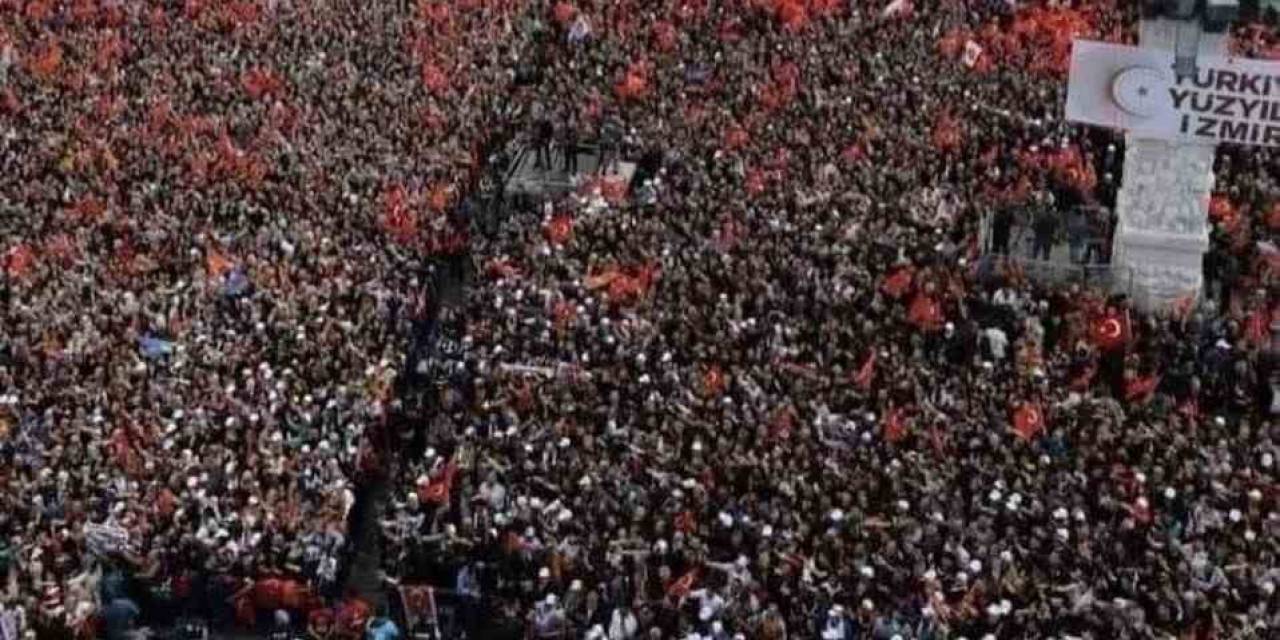 Ak Parti’den Chp’li İsme "fotoğraf" Göndermesi