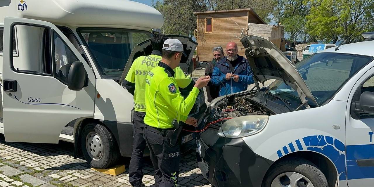 İtalyan Turistlere Takviyeli Kurtarma