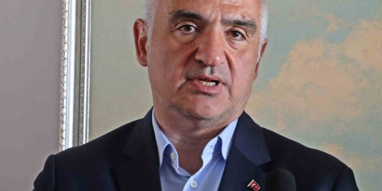 Bakan Ersoy: "2028 Hedefimiz 90 Milyon Turist, 100 Milyar Dolar Gelir"
