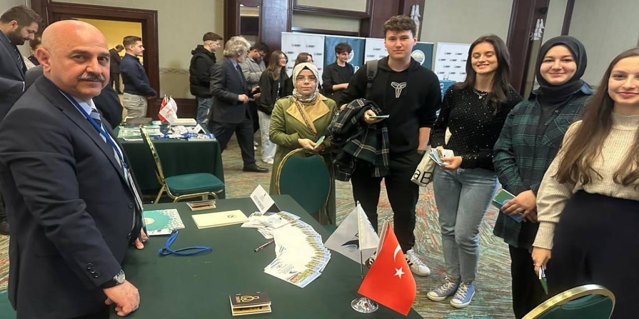 Rektör Sözbir Kuzey Makedonya’daki Künib Fuarına Katıldı