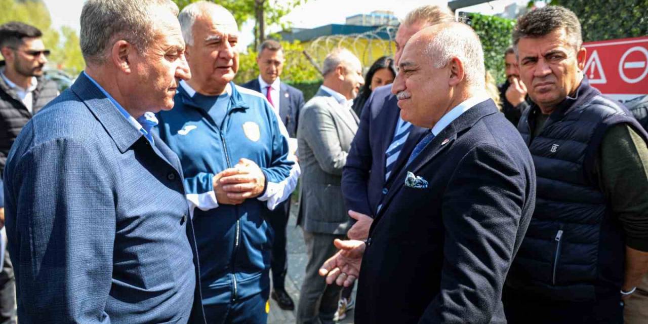 Tff Başkanı Büyükekşi: “biz Hiç Kimseden, Hiçbir Şekilde Etkilenmeyiz”