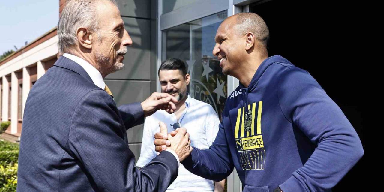 Christoph Daum: “umuyorum Ki Fenerbahçe Şampiyon Olacak”