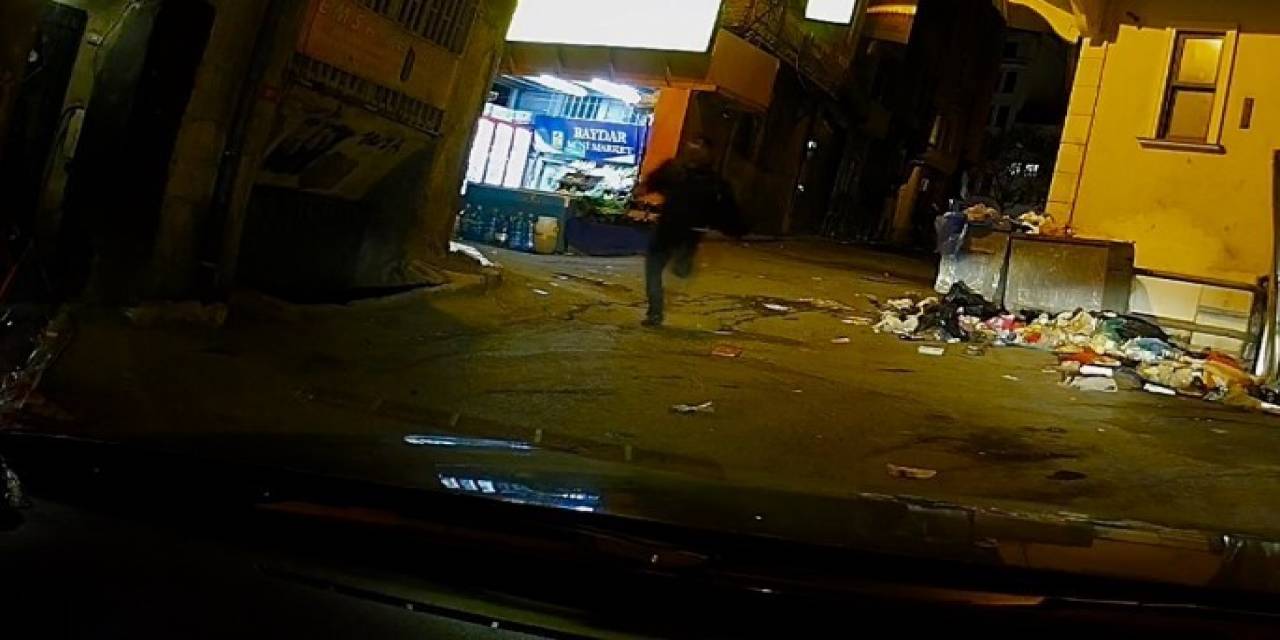 Beyoğlu’nda Yabancı Uyruklu Kadına Kapkaç Şoku
