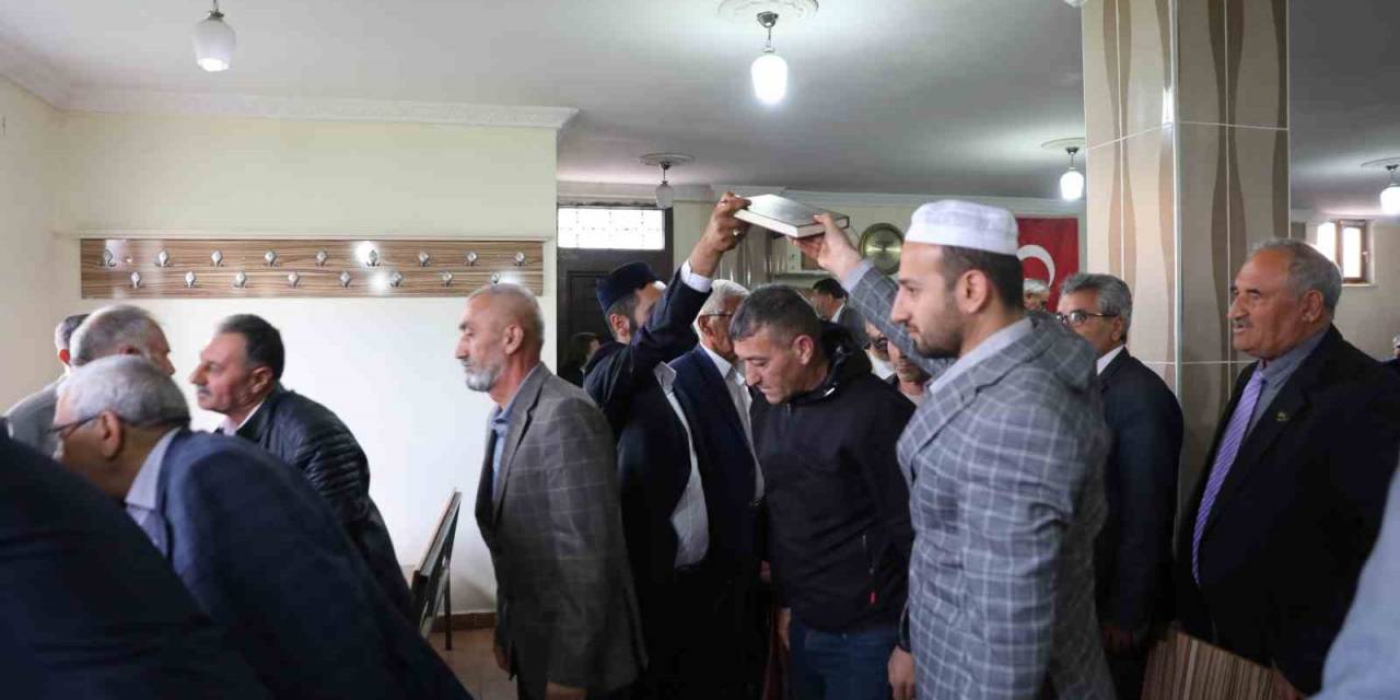 Iğdır’da Kan Davalı Aileler Barıştırıldı