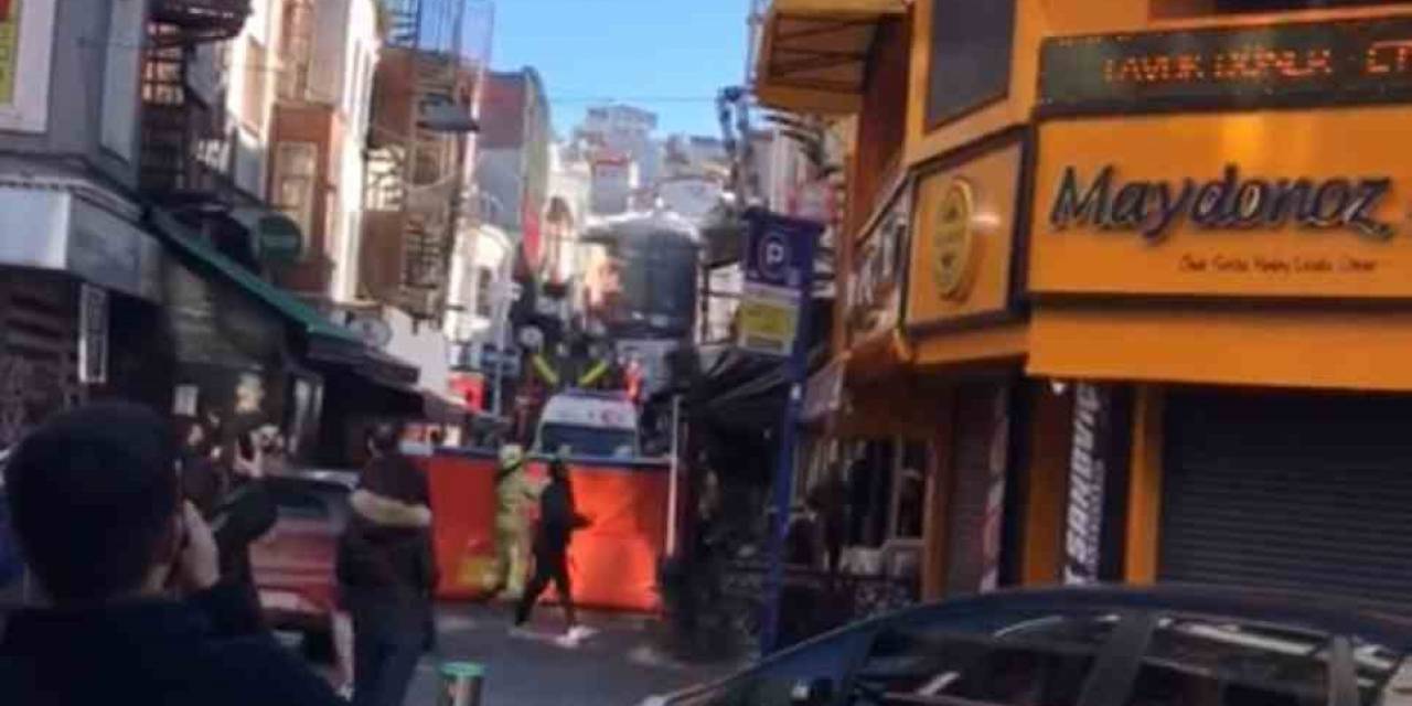 Beşiktaş’ta 4. Kattan İş Yerinin Tentesine Düştü: O Anlar Kamerada