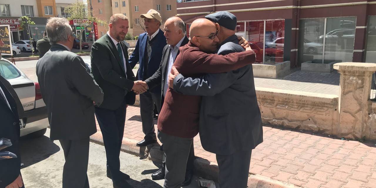 Ak Parti Milletvekili Adayı Çağan Ve Cıngı’dan Esnaf Ziyaretleri