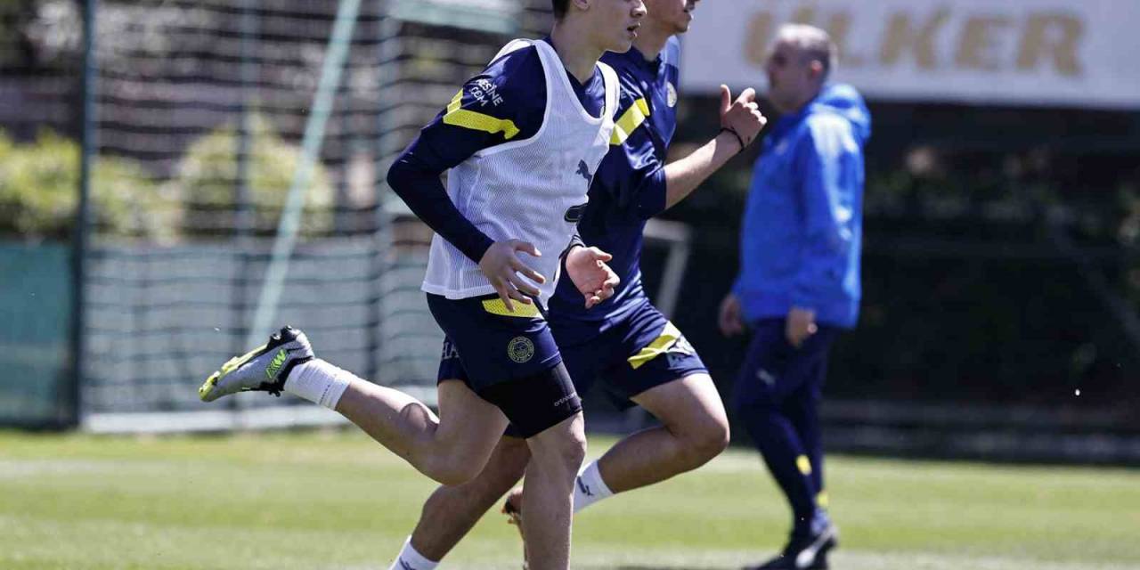 Fenerbahçe, Sivasspor Maçının Hazırlıklarını Tamamladı