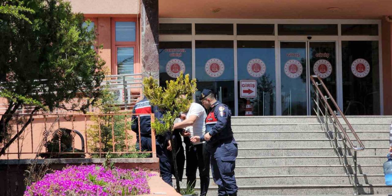 Jandarma Uyuşturucu Tacirlerine Göz Açtırmadı