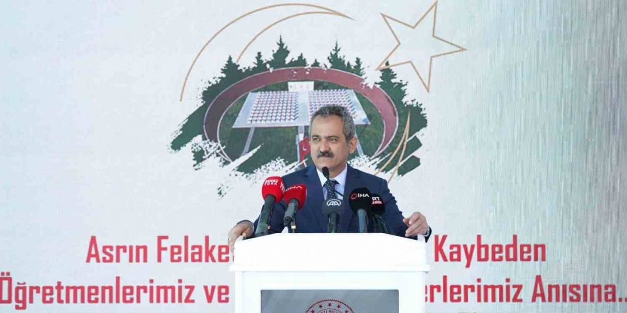 Milli Eğitim Bakanı Özer: “465 Bin Vatandaşımız Okullarımızda, Yurtlarımızda Kaldı”