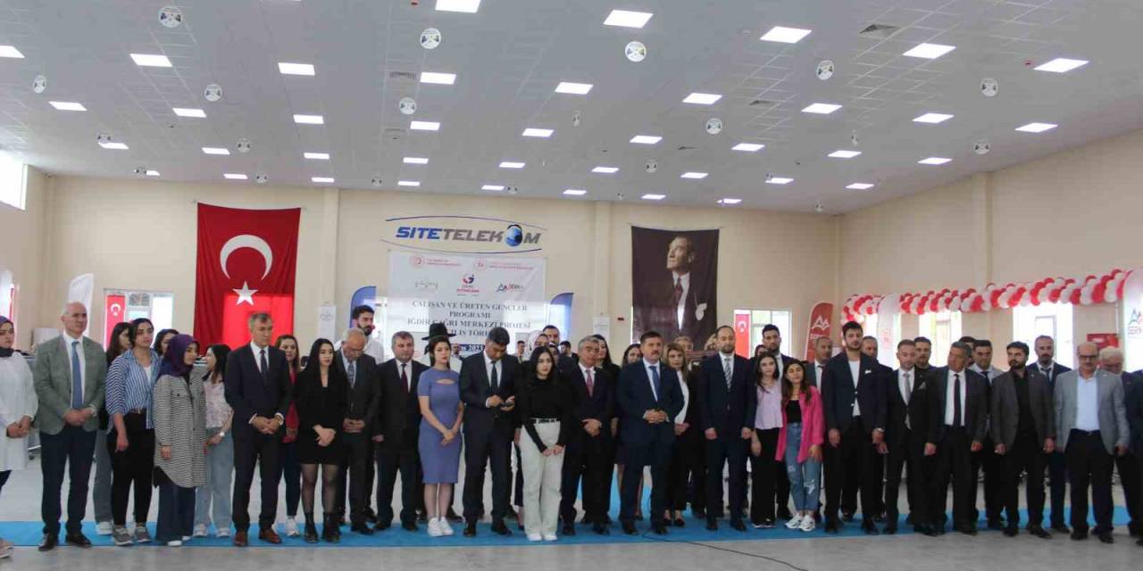 Iğdır’da Çağrı Merkezinin Açılışı, Bakanların Canlı Bağlantısıyla Yapıldı