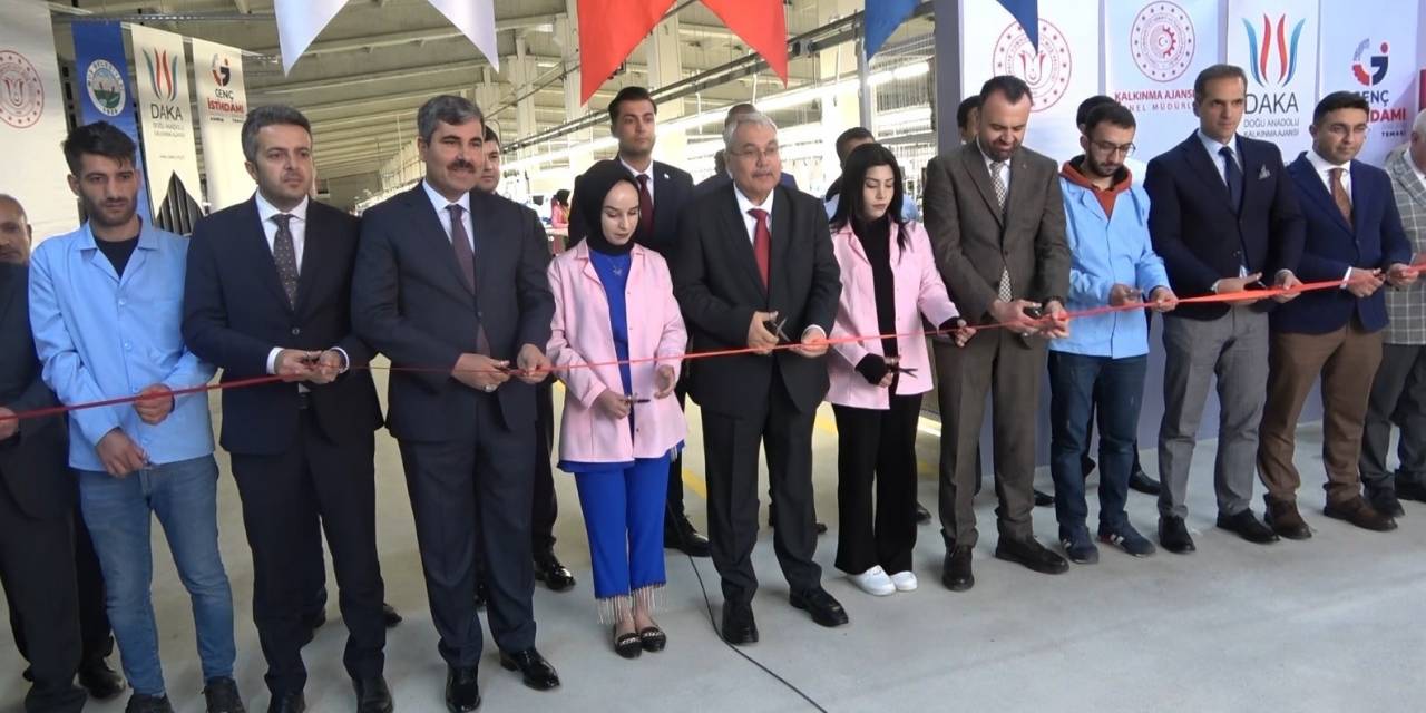 Muş’ta 416 Kişinin İstihdam Edildiği Tekstil Fabrikası Törenle Açıldı