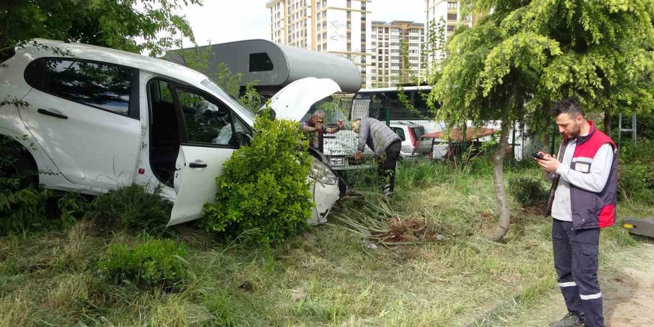 Sancaktepe’de Trafik Kazası: 1 Yaralı