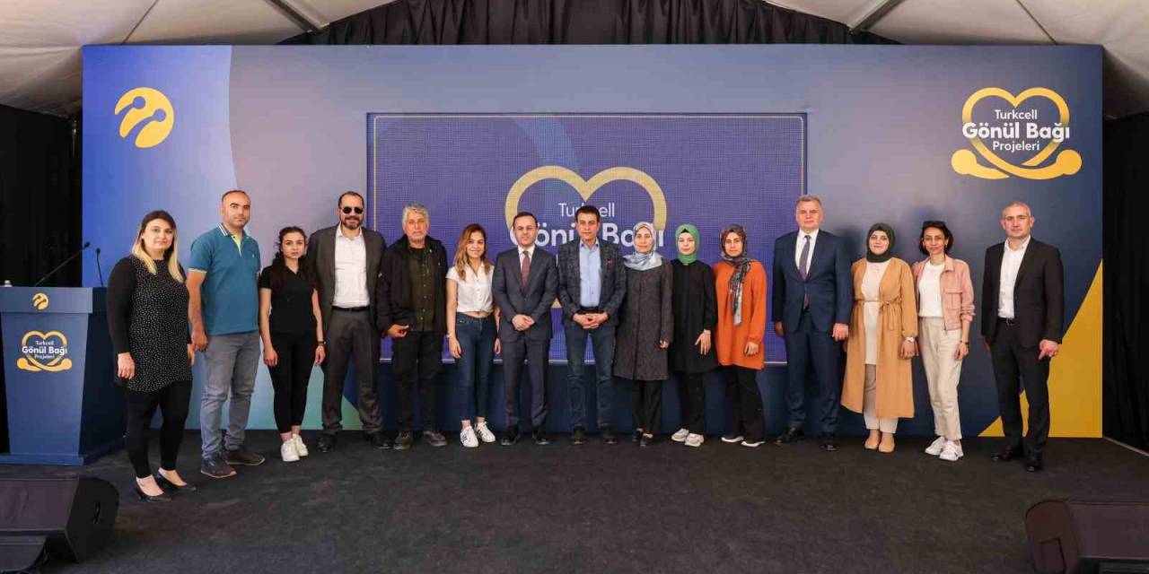 Turkcell Çağrı Ve Mesleki Eğitim Merkezi İçin İlk Adımı Attı