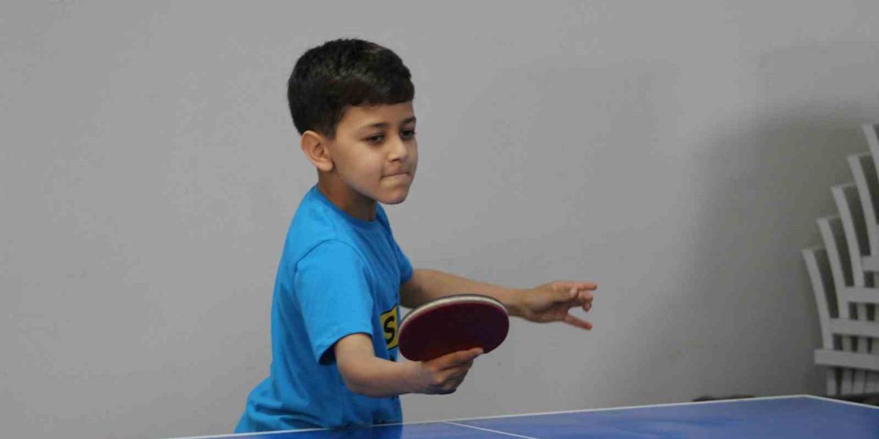 Ayberk Çevik, 8 Yaşında İl Birincisi Oldu