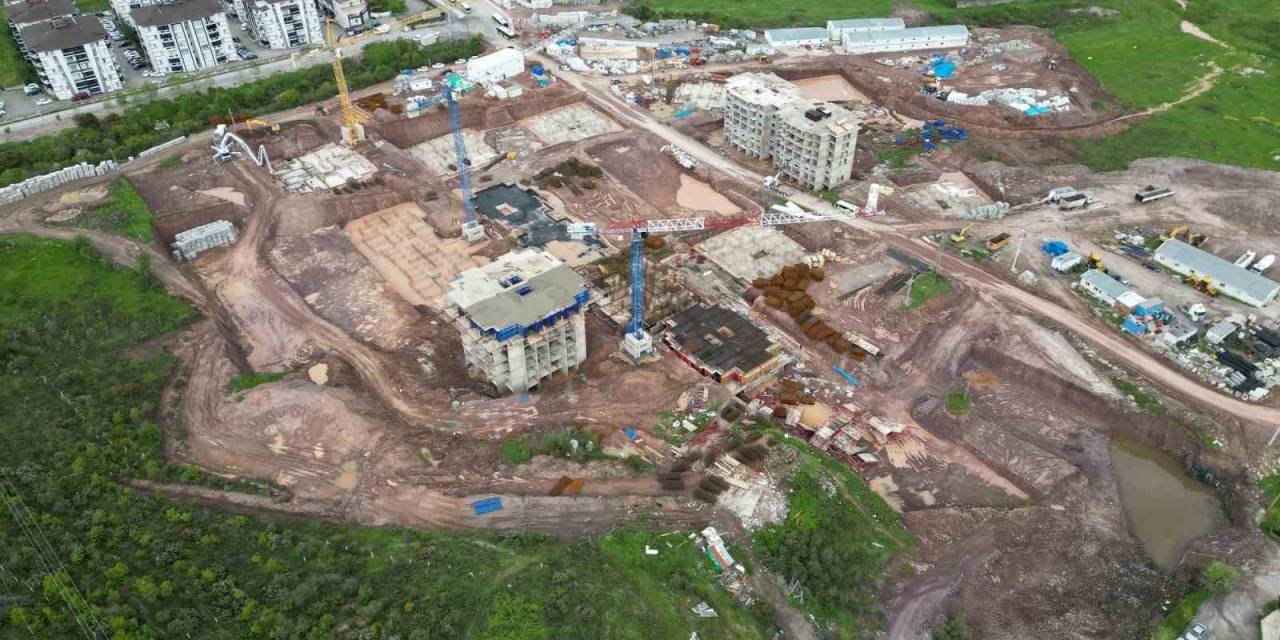 O Bölgede Binalar Yükseliyor