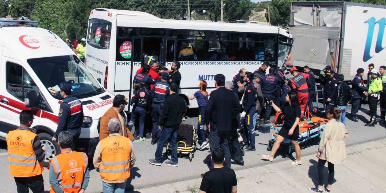 Muğla’da Kaza: 4’ü Ağır 34 Yaralı