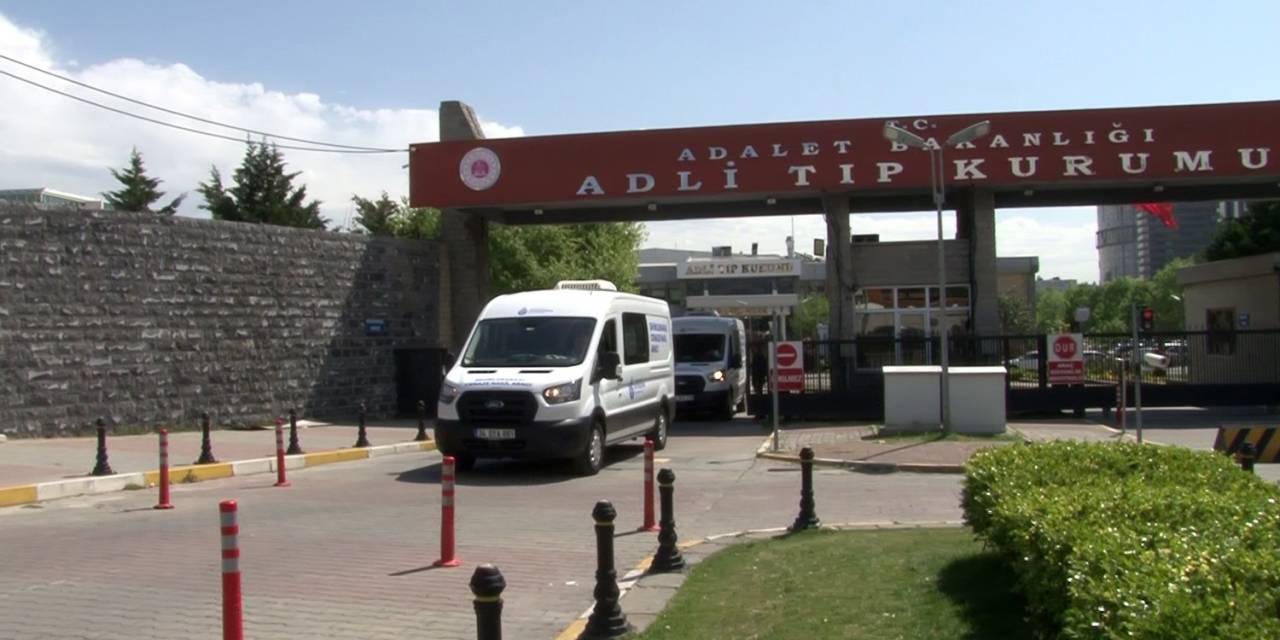 Arnavutköy’de Babası Tarafından Vurulan Mutlucan Ateş’in Cenazesi Adli Tıp Kurumu’ndan Teslim Alındı