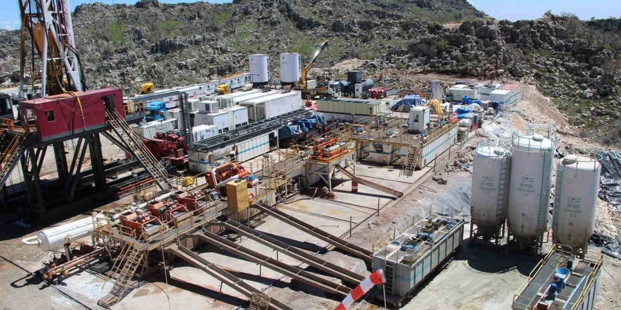 Gabar Dağında Büyük Petrol Rezervi Keşfedildi