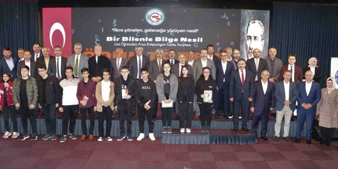 ’bir Bilenle Bilge Nesil’ Kompozisyon Yarışmasının Kazananlarına Ödül