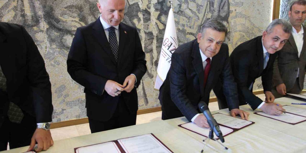 Erdemoğlu Ailesinden Nurdağı Ve Islahiye İlçelerine Öğretmenevi
