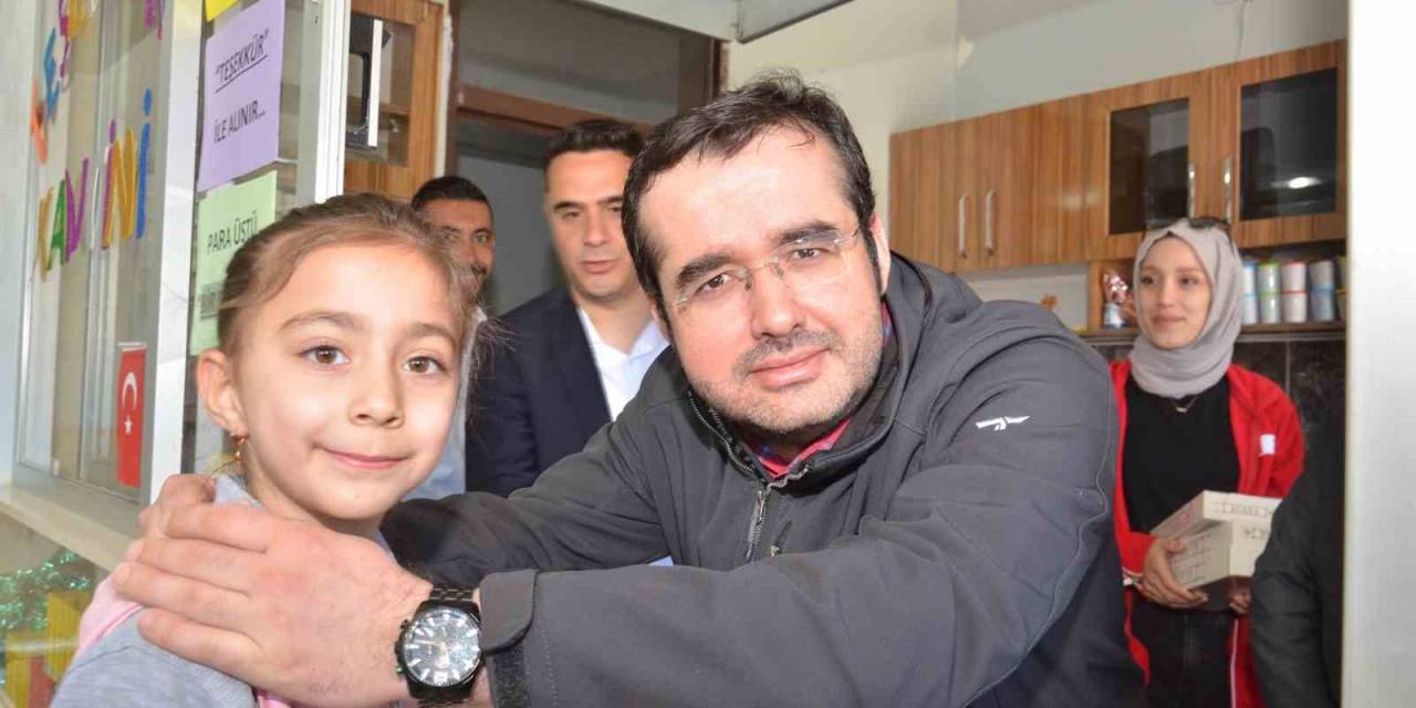 Para Yerine ‘teşekkürle’ Alışveriş Yapılan Kantin Açıldı