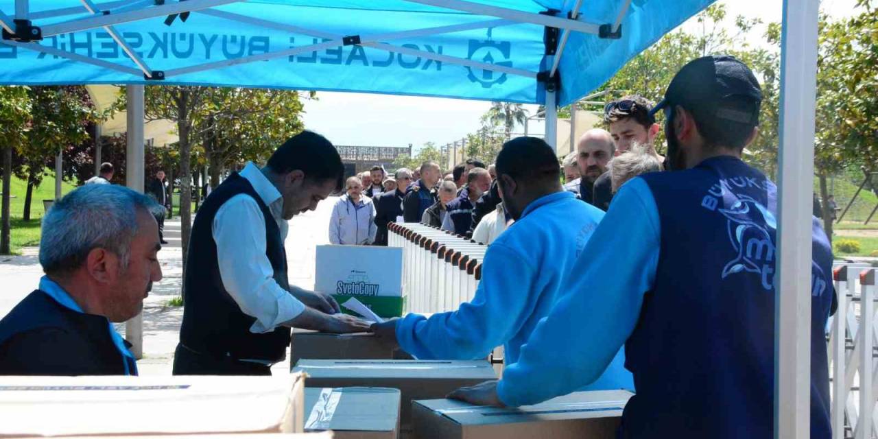 Küçük Ölçekli Balıkçılara 1,5 Milyon Tl’lik Malzeme Desteği