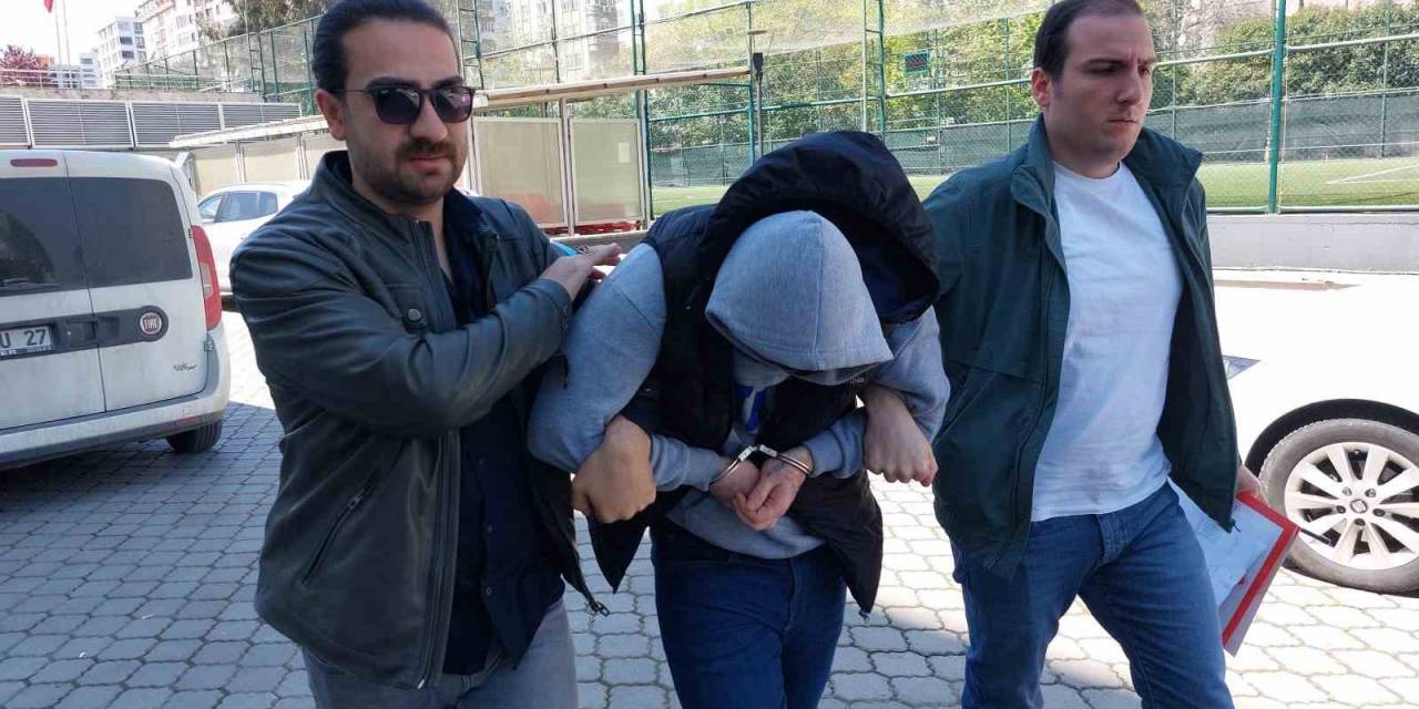 Tartıştığı Kız Arkadaşını Silahla Yaraladı
