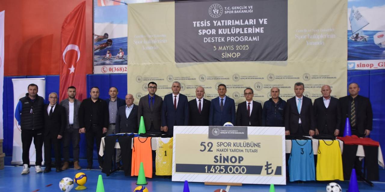 Sinop’ta 52 Spor Kulübüne 1,4 Milyon Lira Destek