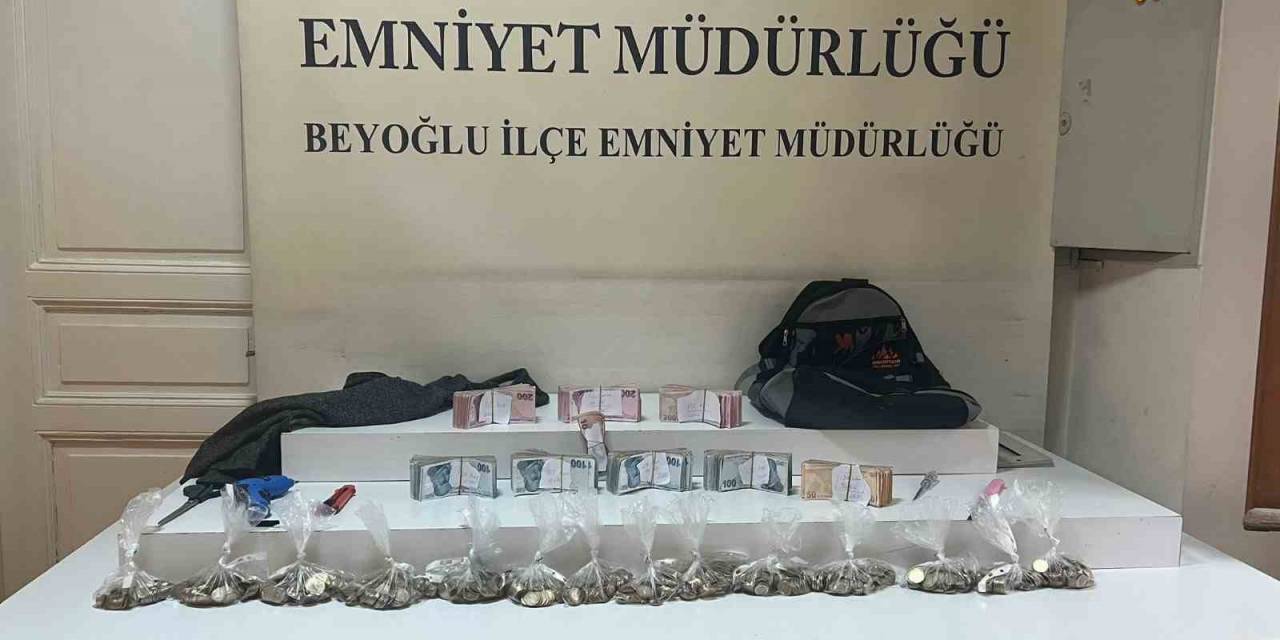 Beyoğlu’nda Film Gibi Hırsızlık Kamerada: Çalıştığı İş Yerini Soydu, İhbarı Yapan Kişi Hırsız Çıktı