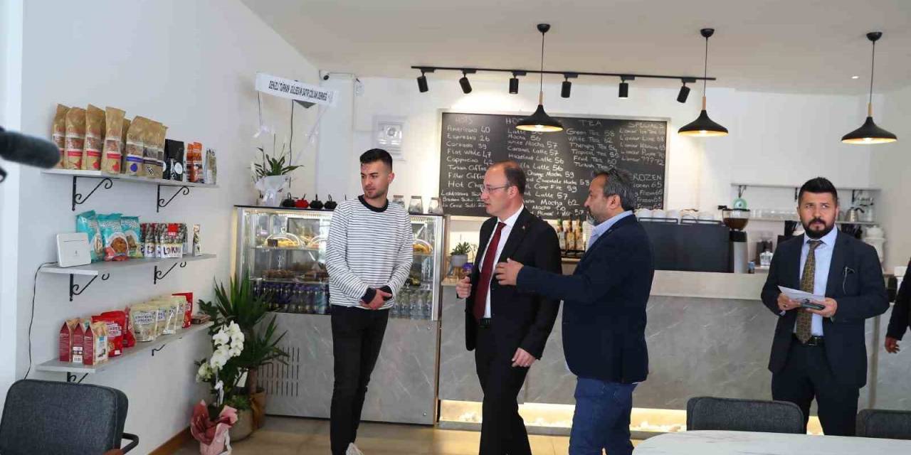 Pamukkale Belediyesi Glütensiz Park Ve Kafe Hizmete Açıldı