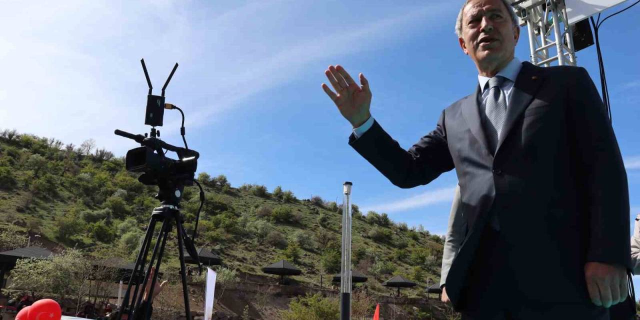 Bakan Akar: “bu Bebek Katilleri Serbest Bırakılırsa, Teröristlerin Taleplerine ‘evet’ Denilirse Bu Memleket 20 Sene Geriye Dönecek”