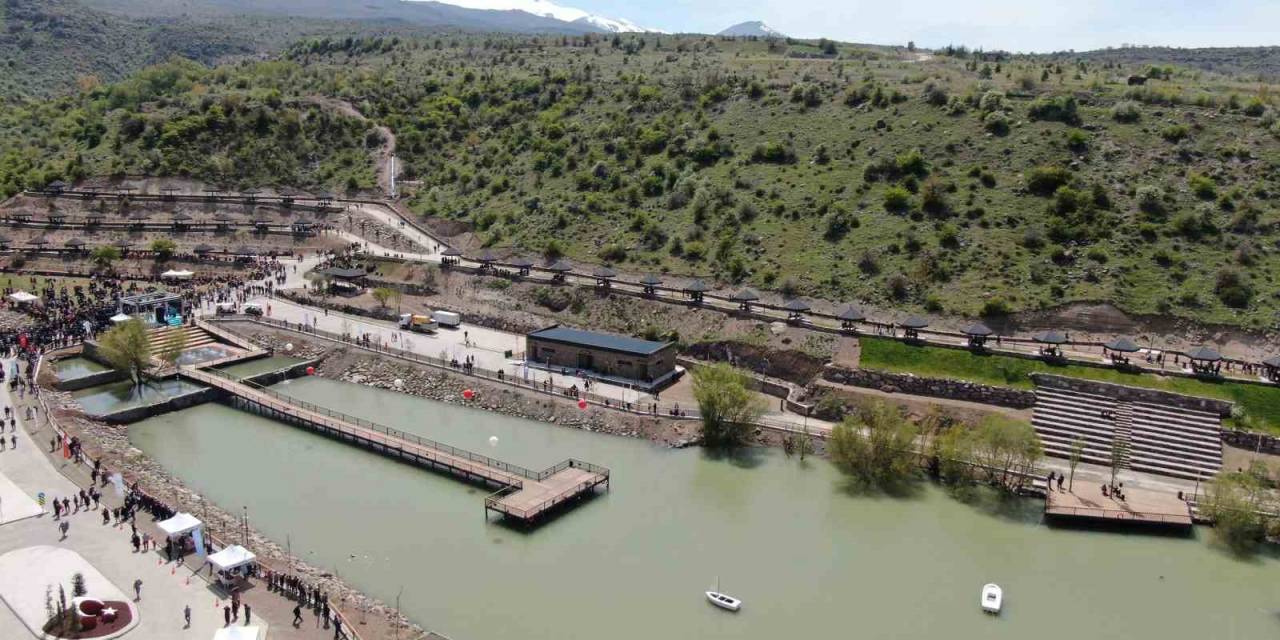 Kayseri’de Zincidere 100. Yıl Mesire Alanı’na Görkemli Açılış