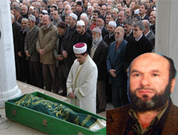 Nusret Kitapçı Toprağa Verildi