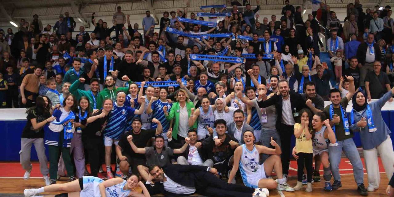 İzmit Belediyespor Finalde