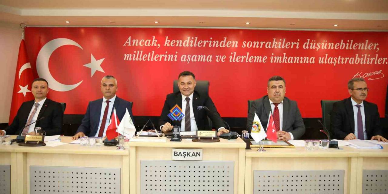 Alanya Belediyesi 2022 Yılı Gelir-gider Bütçesi Mecliste Onaylandı