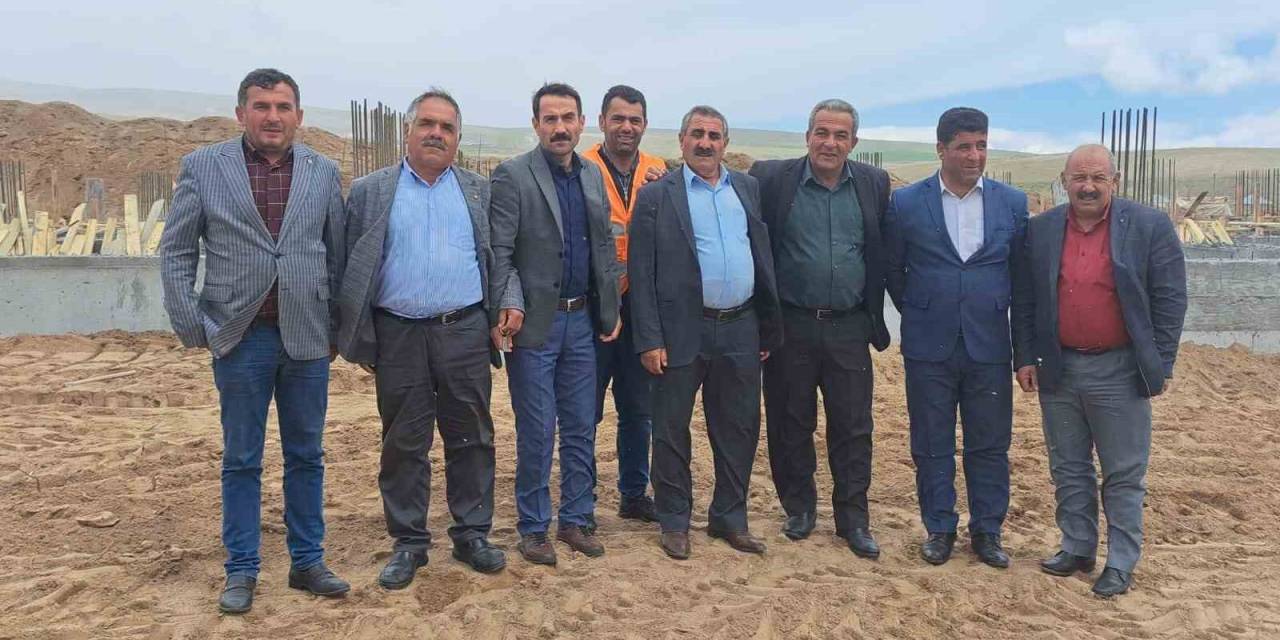 Adilcevaz’da 9 Sınıflı Okulun Yapımı Sürüyor